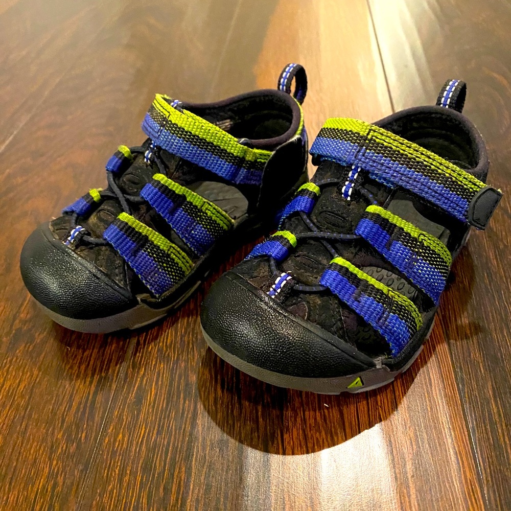 Keen Sandals: Toddler Size 6
